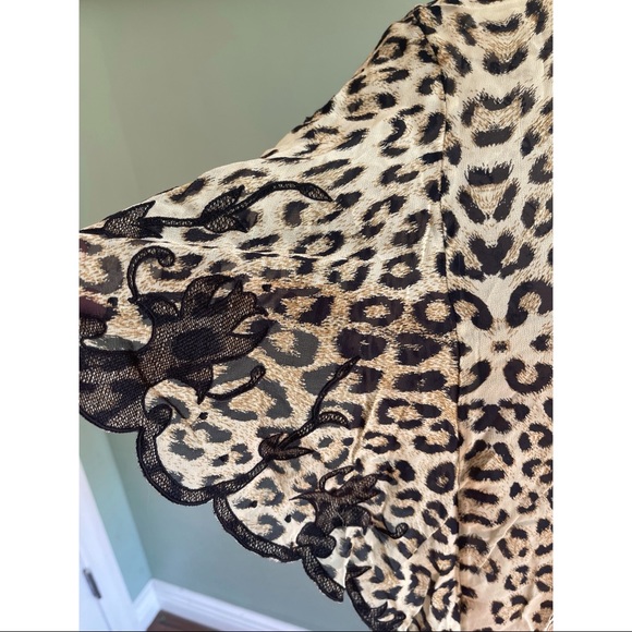 NWOT Generation Love Flowy Cheetah Print Blouse - Picture 4 of 6